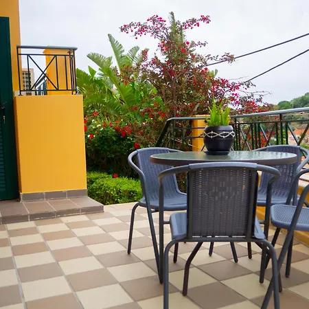 Villa Tzitzifies Kourouklata