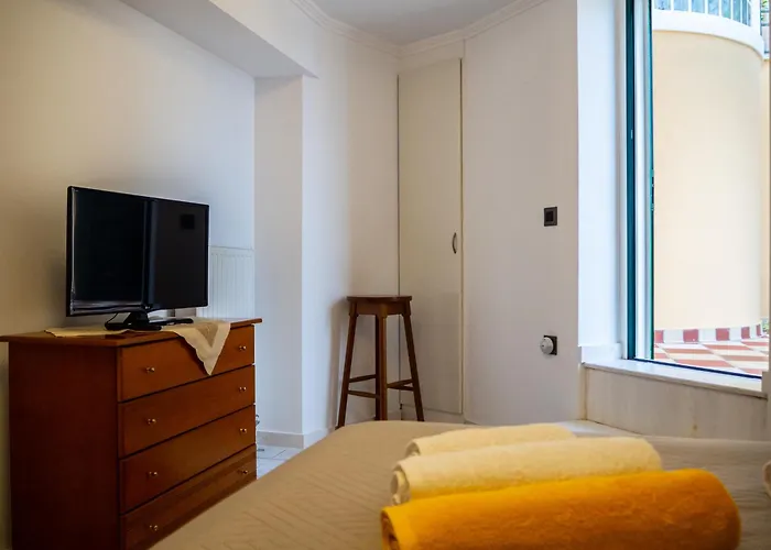 Tzitzifies Kourouklata