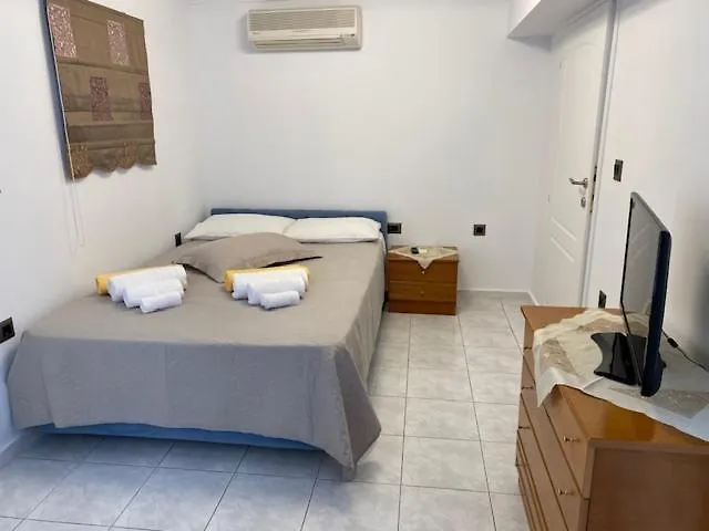 Tzitzifies Kourouklata